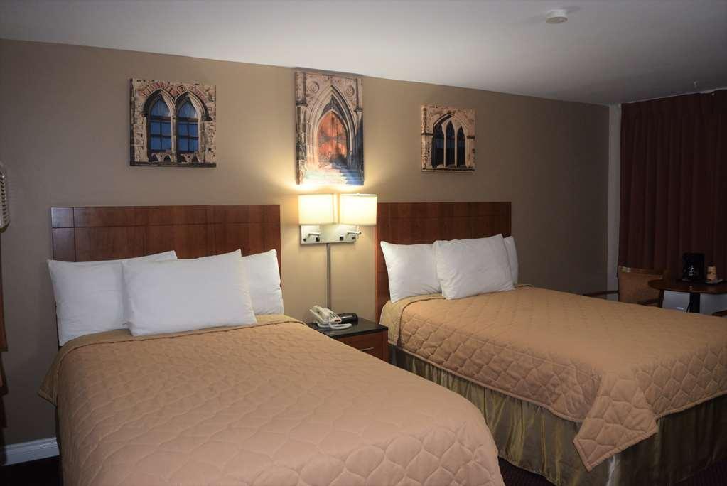 Knights Inn Arnprior Szoba fotó